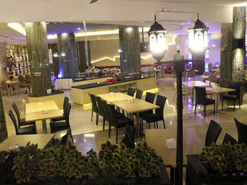 89 Hotel Batam Наґойя Екстер'єр фото