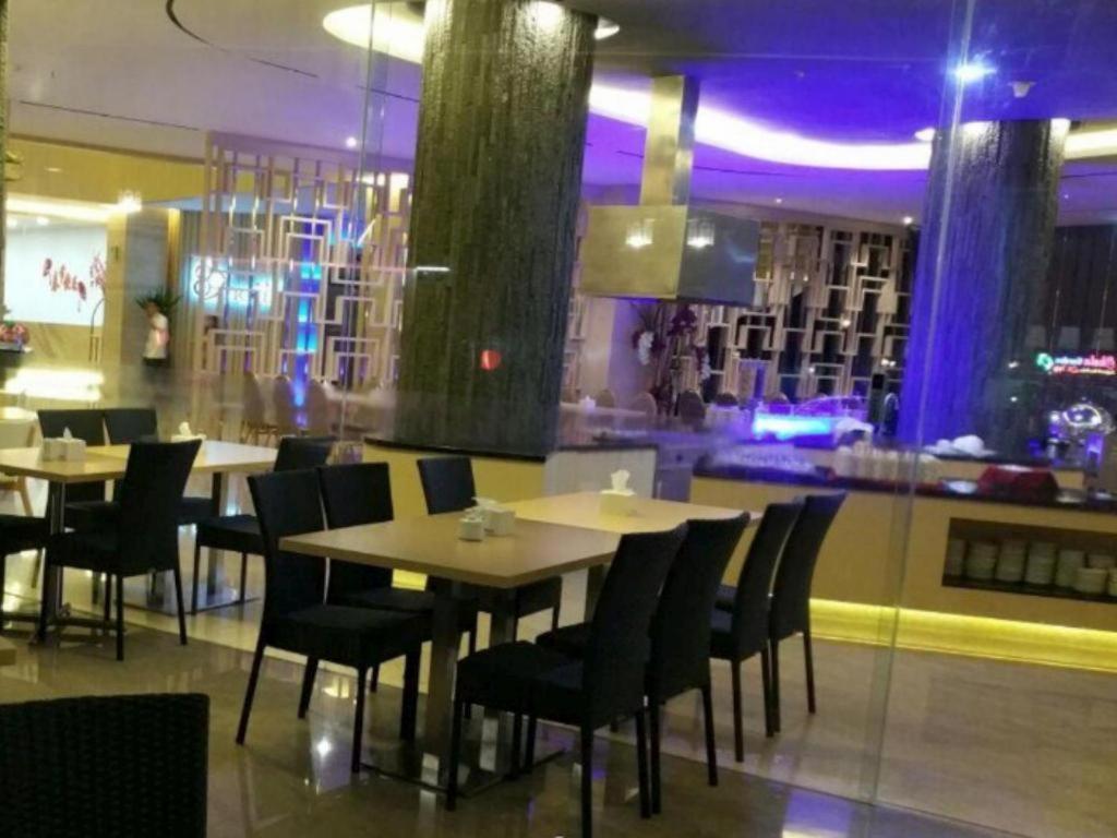 89 Hotel Batam Наґойя Екстер'єр фото