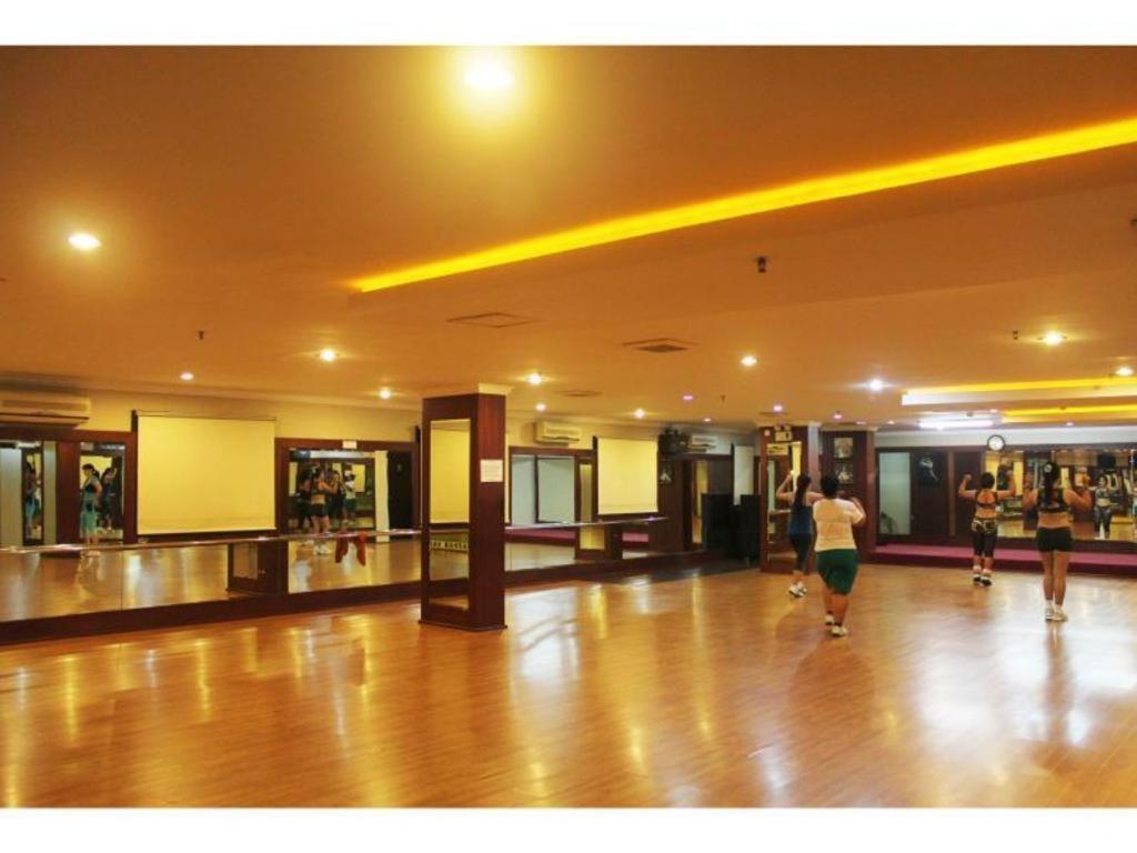 89 Hotel Batam Наґойя Екстер'єр фото