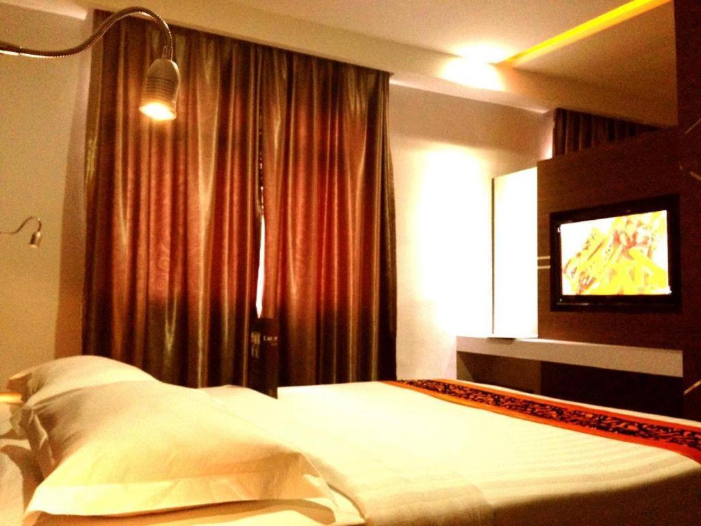 89 Hotel Batam Наґойя Екстер'єр фото