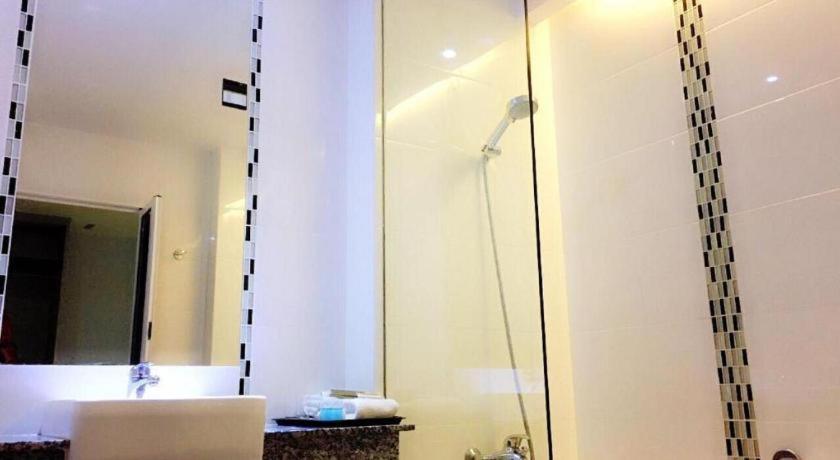 89 Hotel Batam Наґойя Екстер'єр фото