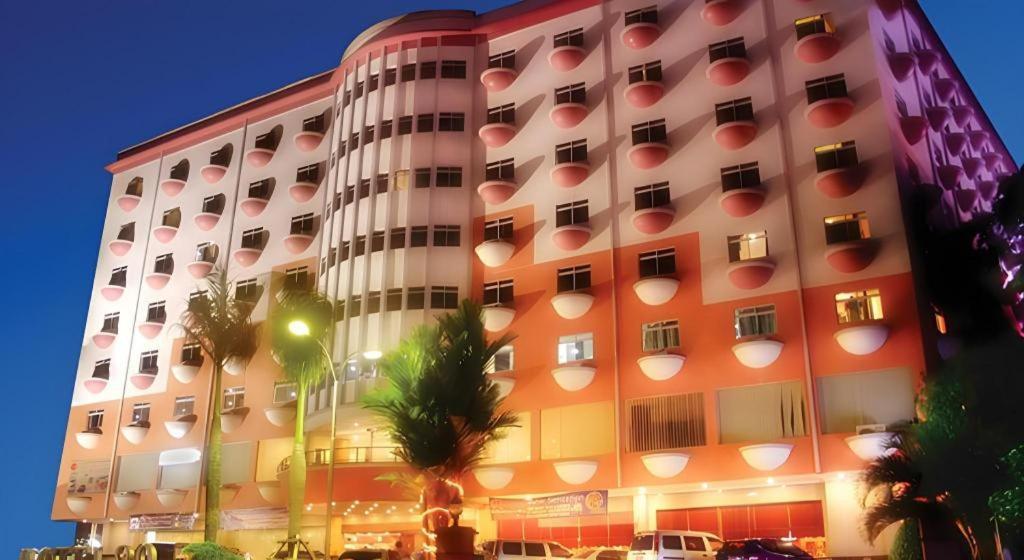 89 Hotel Batam Наґойя Екстер'єр фото