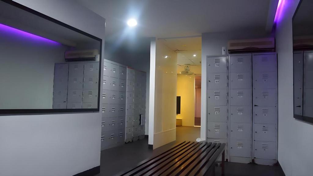 89 Hotel Batam Наґойя Екстер'єр фото
